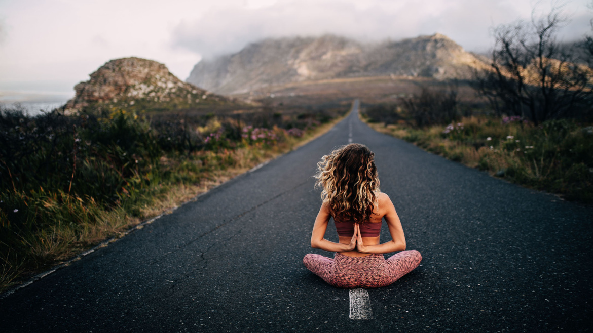 How Yoga Supports Mental Health, Focus, and Energy After a Long Workday